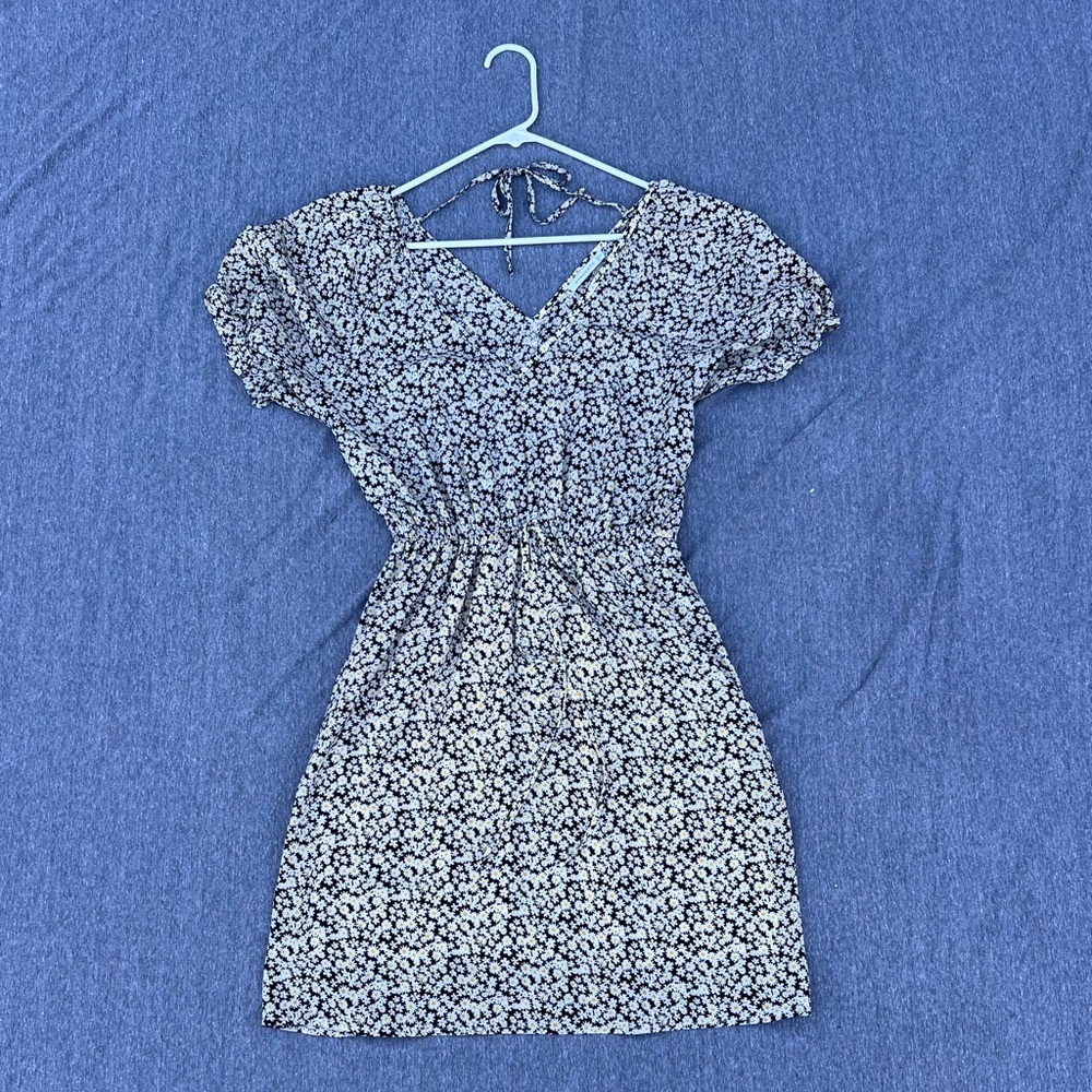 Staccato Daisy Ditsy Floral Mini Dress - Women’s Small